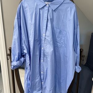 Old navy boyfriend button up shirt